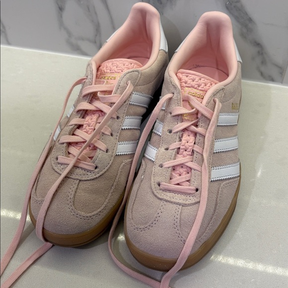 ADIDAS GAZELLE “SANDY PINK GUM" - Picture 7 of 15